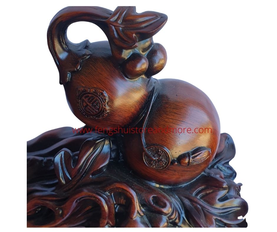 Ruji with Three Legged Coin Moon Frog and Wulou